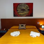 Baia Di Naxos Giardini Naxos