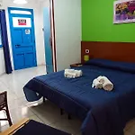 Ξενοδοχείο με διαμερίσματα Baia Di Naxos