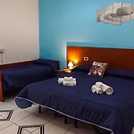 Ξενοδοχείο με διαμερίσματα Baia Di Naxos