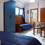 Baia Di Naxos Giardini Naxos