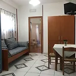 Ξενοδοχείο με διαμερίσματα Baia Di Naxos Giardini Naxos