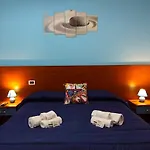 Ξενοδοχείο με διαμερίσματα Baia Di Naxos