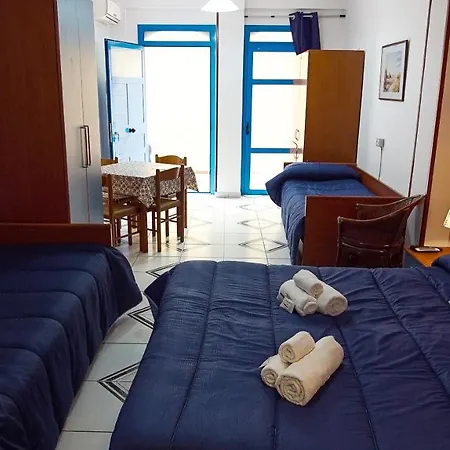 Baia Di Naxos 3*