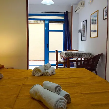 Apartmanhotel Baia Di Naxos 3*