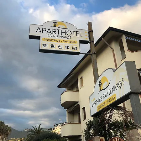 Baia Di Naxos 3*