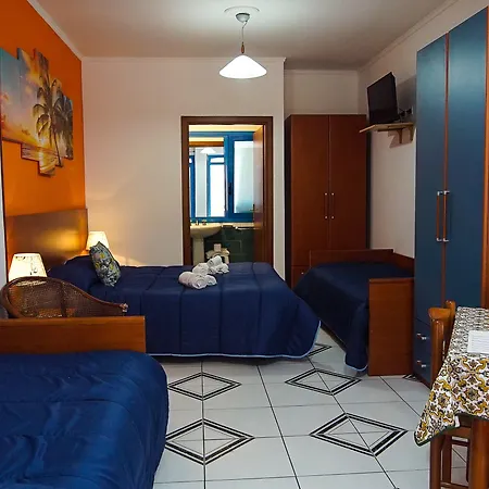 شقة فندقية Baia Di Naxos جيارديني ناكسوس