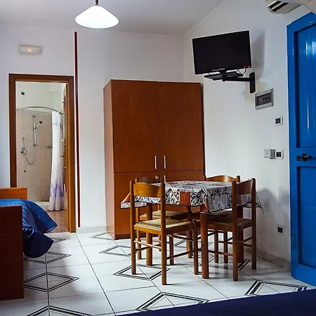 شقة فندقية Baia Di Naxos 3*