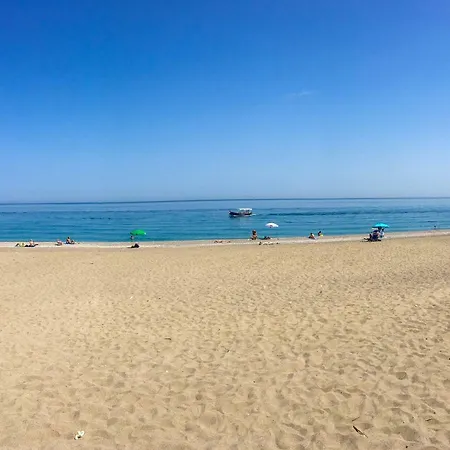 Baia Di Naxos شقة فندقية جيارديني ناكسوس