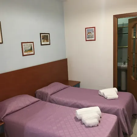 Baia Di Naxos Apartmanhotel 3*