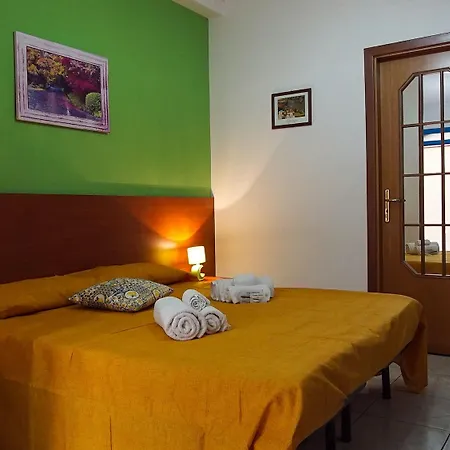 Baia Di Naxos شقة فندقية جيارديني ناكسوس