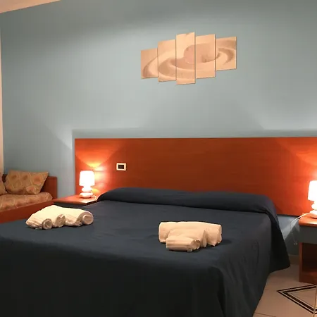 Baia Di Naxos Aparthotel 3*