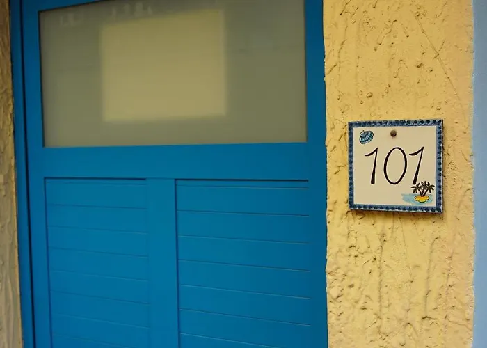 Baia Di Naxos Aparthotel