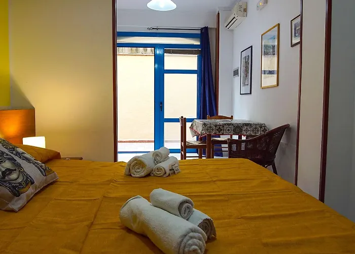 Aparthotel Baia Di Naxos 3*