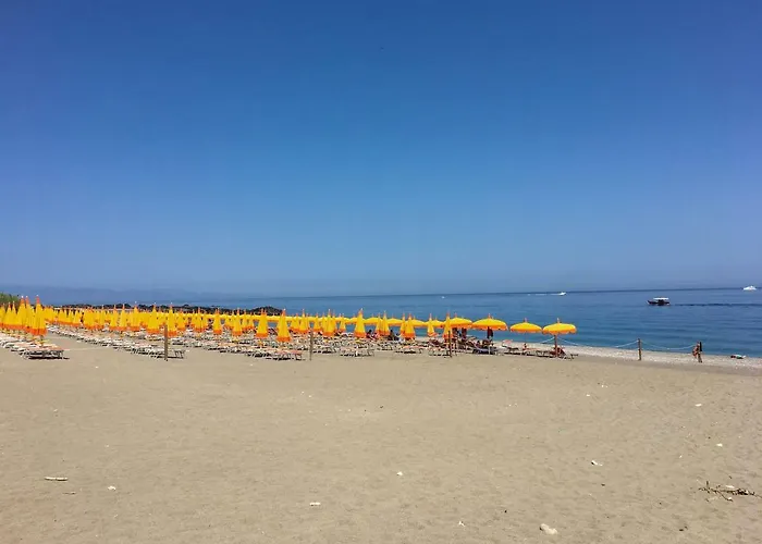 Baia Di Naxos Aparthotel Giardini-Naxos